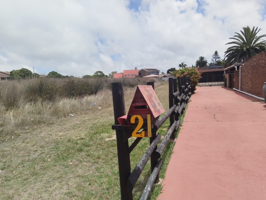 3 Bedroom Property for Sale in Heiderand Western Cape